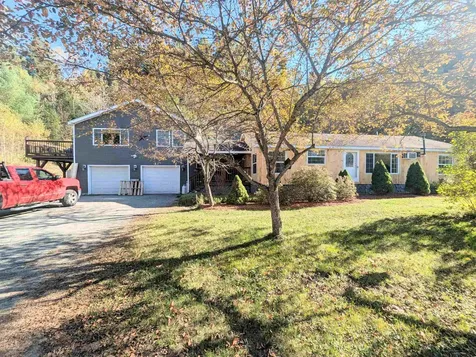 43 Crestwood Drive St. Johnsbury VT 05819