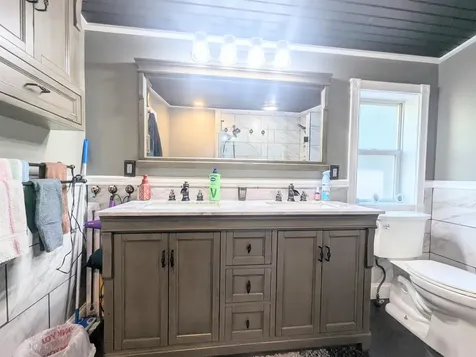 43 Crestwood Drive St. Johnsbury VT 05819