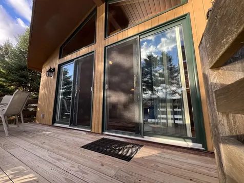 521 Beach Road Pittsburg NH 03592