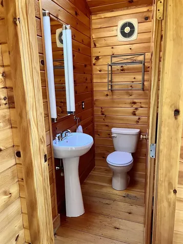 521 Beach Road Pittsburg NH 03592