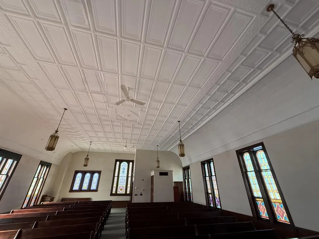 88 Franklin Street Franklin NH 03235