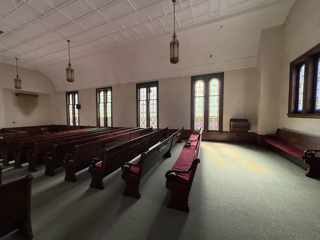 88 Franklin Street Franklin NH 03235