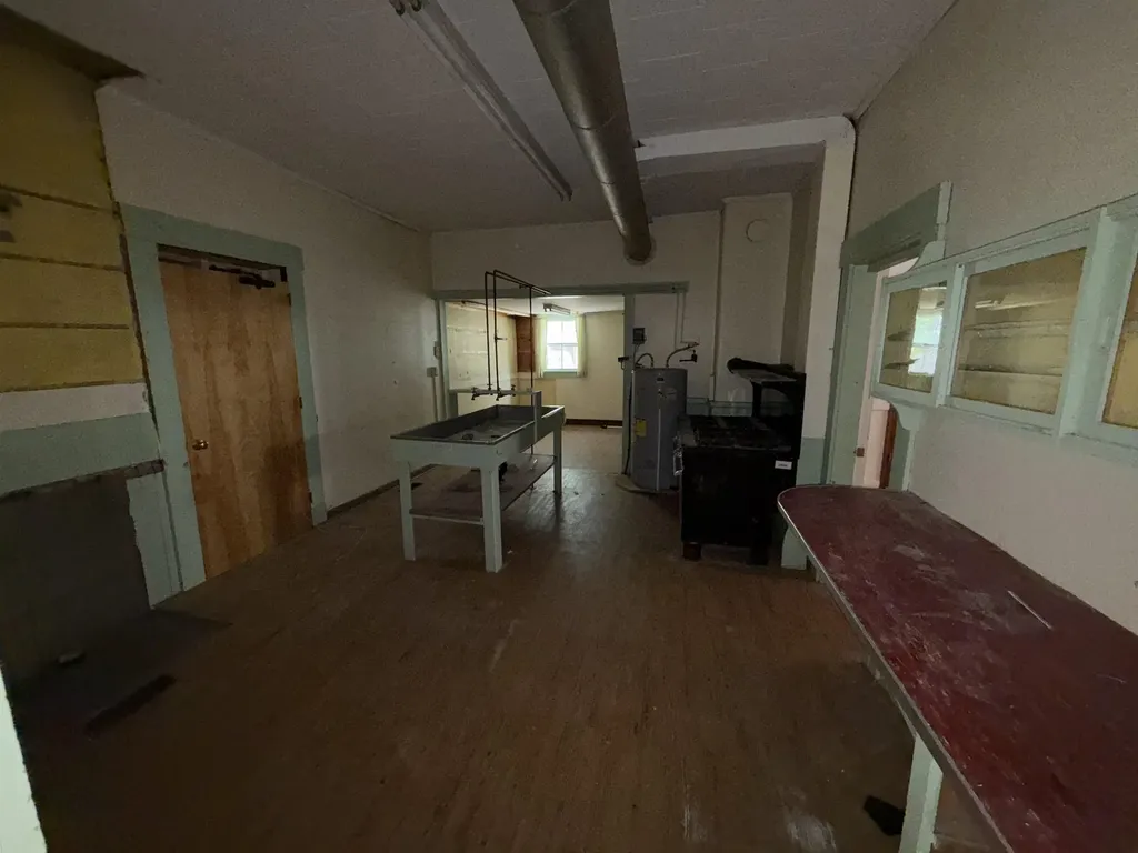 88 Franklin Street Franklin NH 03235