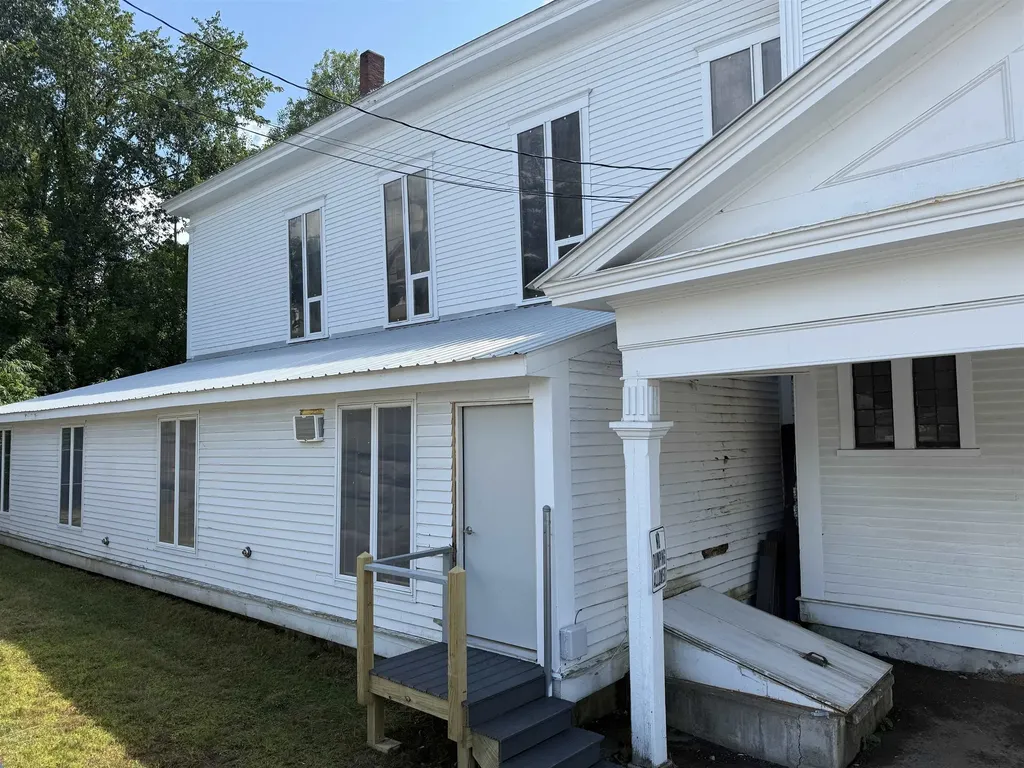 88 Franklin Street Franklin NH 03235