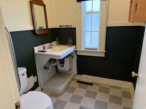 88 Franklin Street Franklin NH 03235