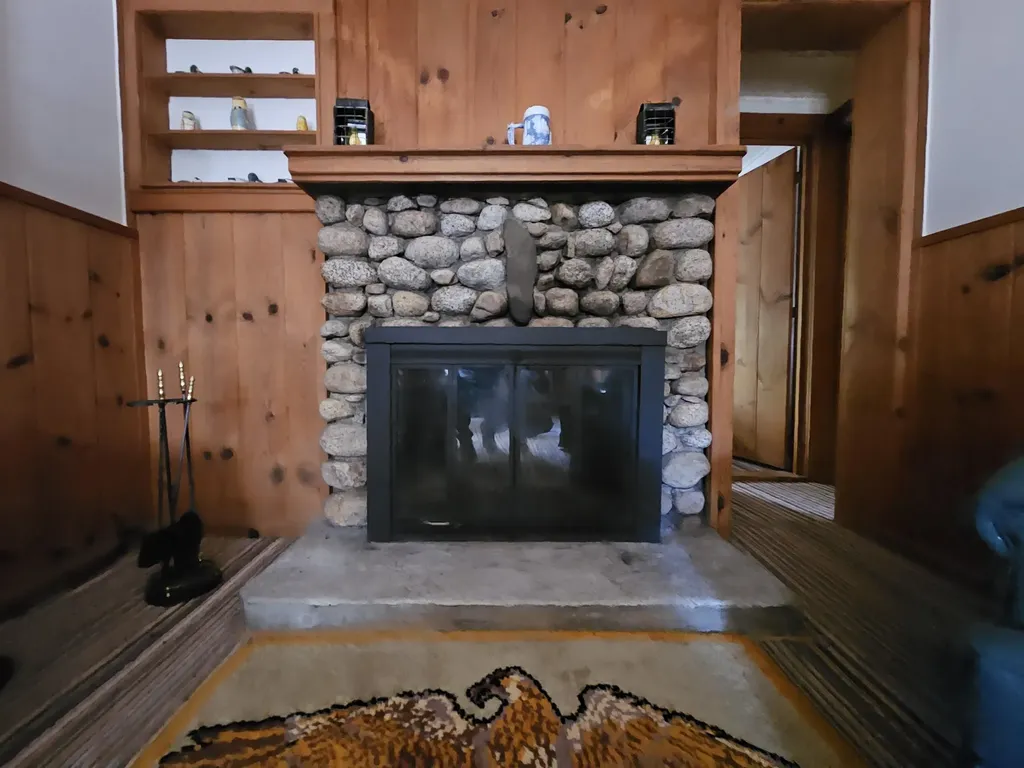 14 Halls Road Albany NH 03818