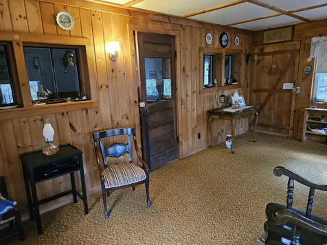 14 Halls Road Albany NH 03818