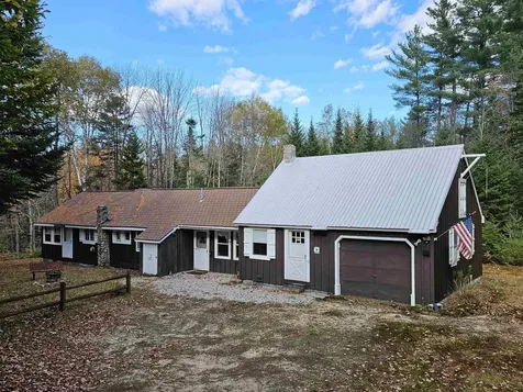 14 Halls Road Albany NH 03818