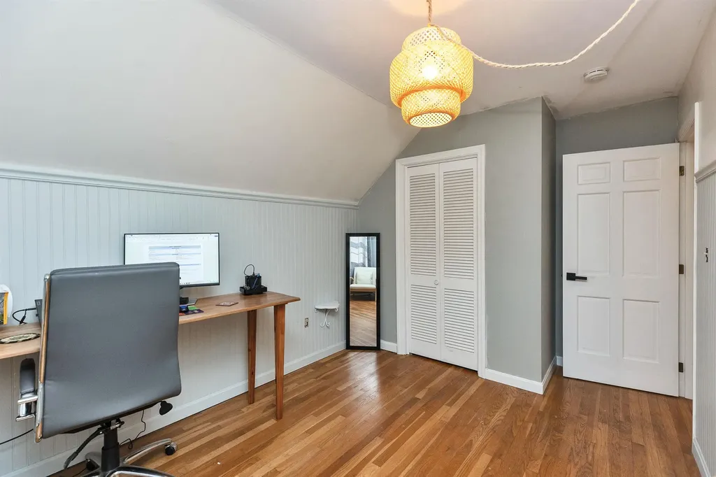 157 Woodcrest Court Manchester NH 03109