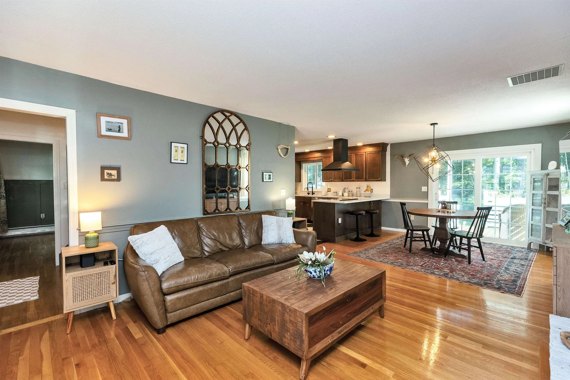 157 Woodcrest Court Manchester NH 03109