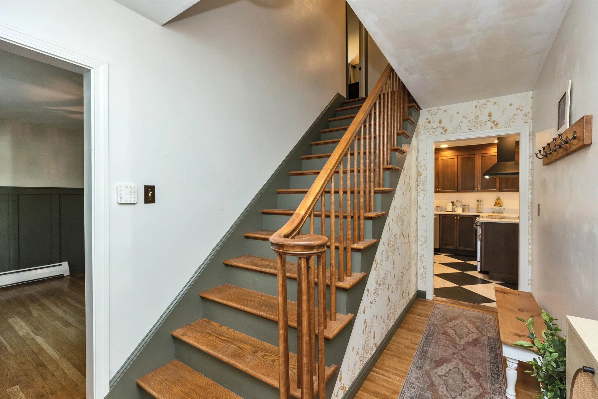 157 Woodcrest Court Manchester NH 03109