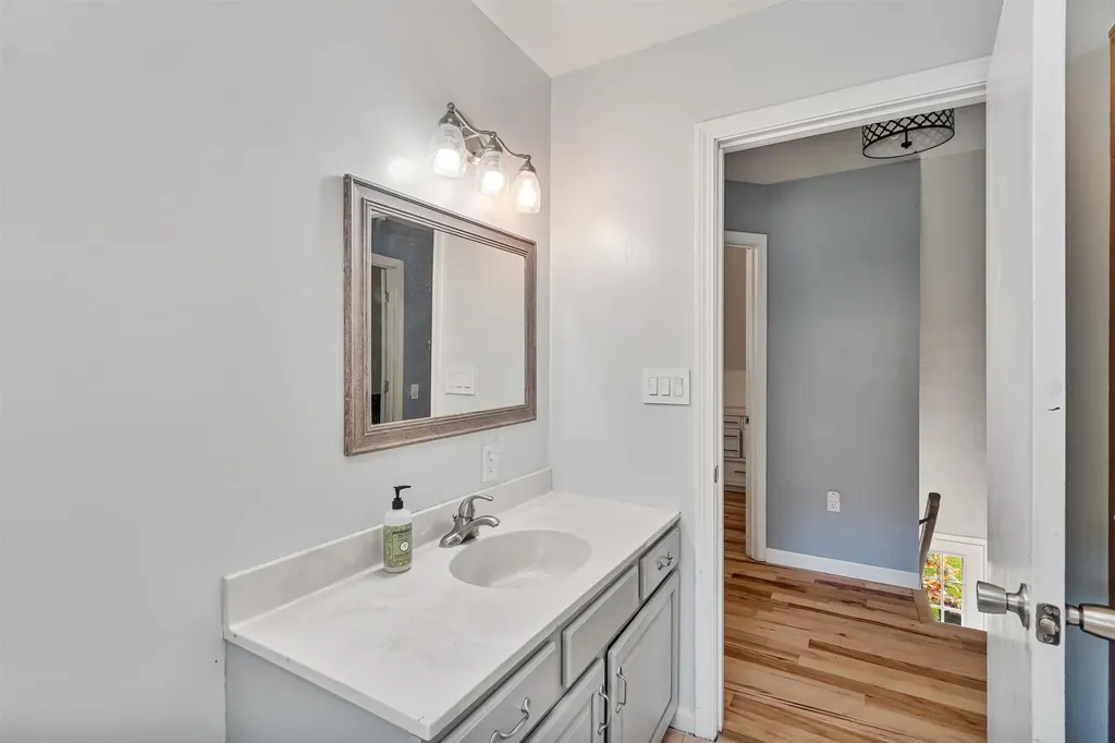 37 Morgan Road Jericho VT 05465