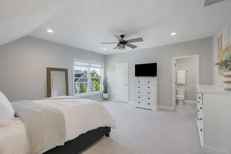 5 Manor Drive Hooksett NH 03106