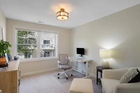 5 Manor Drive Hooksett NH 03106