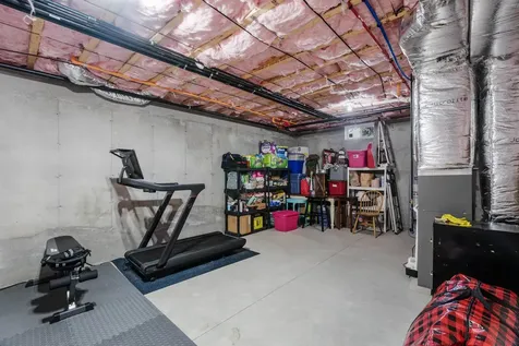 5 Manor Drive Hooksett NH 03106