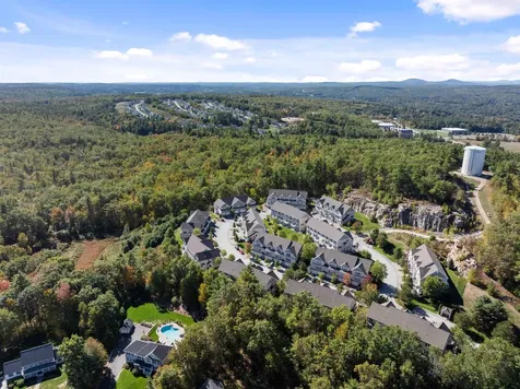 5 Manor Drive Hooksett NH 03106