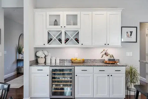 5 Manor Drive Hooksett NH 03106