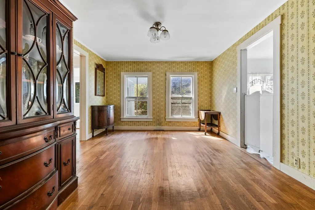 92 Bunker Road New London NH 03257