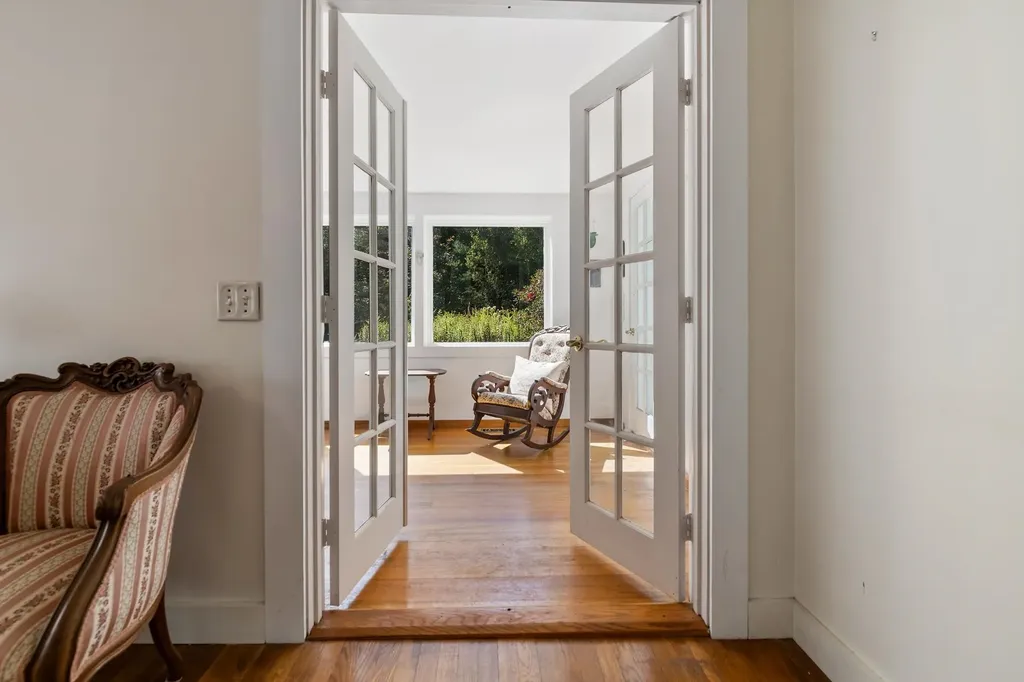 92 Bunker Road New London NH 03257