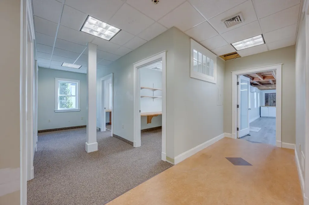 114 East Main Street Bradford NH 03221