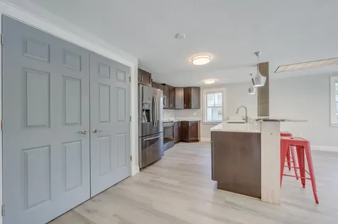 114 East Main Street Bradford NH 03221