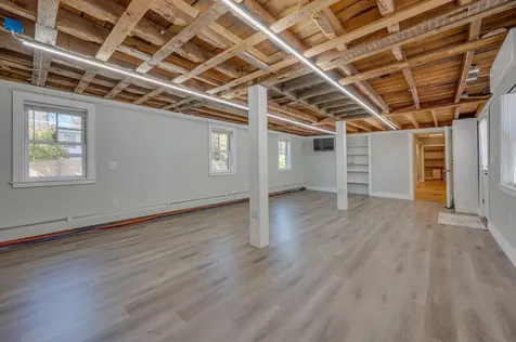 114 East Main Street Bradford NH 03221