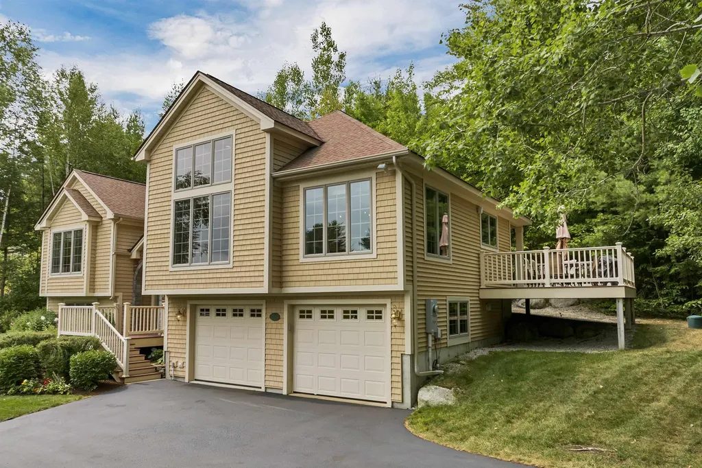 13 Bunker Lane Hales Location NH 03860