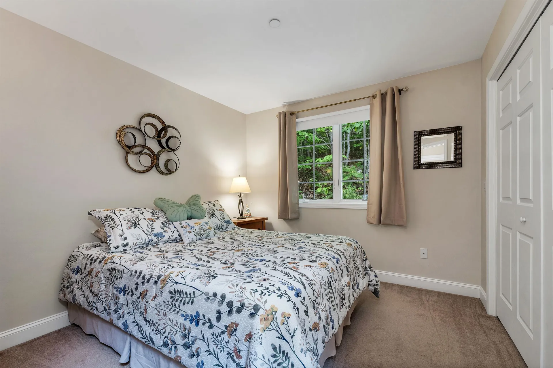 13 Bunker Lane Hales Location NH 03860