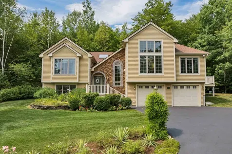 13 Bunker Lane Hales Location NH 03860