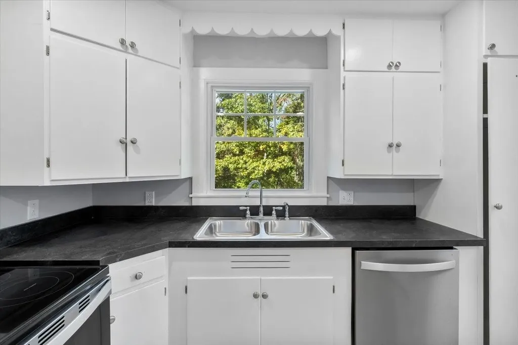 89 Merson Street Bennington VT 05201