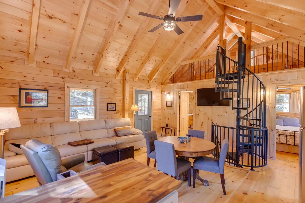 53 Rogers Road Haverhill NH 03785