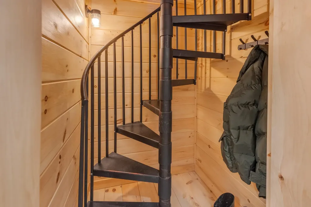 53 Rogers Road Haverhill NH 03785