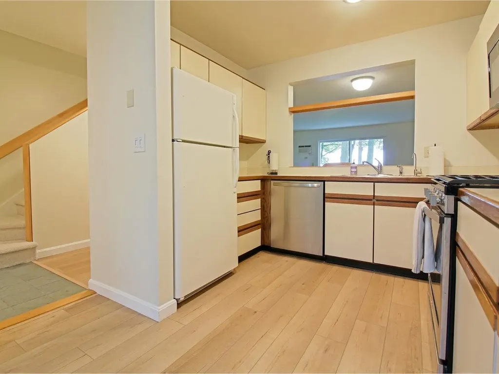 96 Northshore Drive Burlington VT 05408