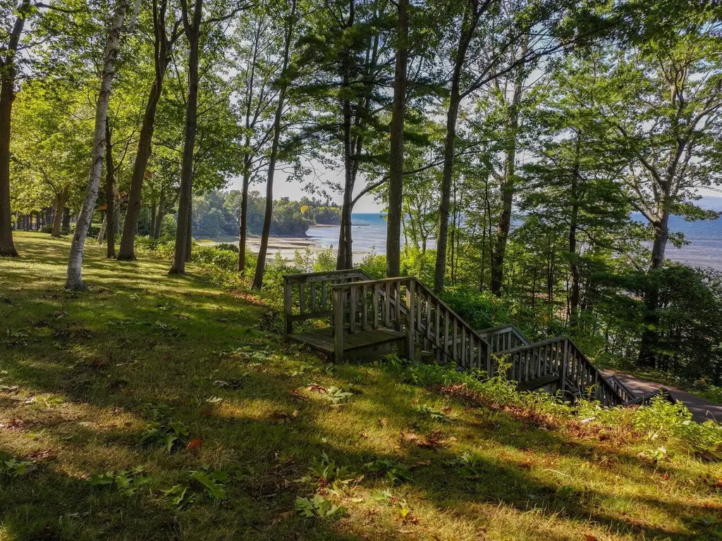 96 Northshore Drive Burlington VT 05408