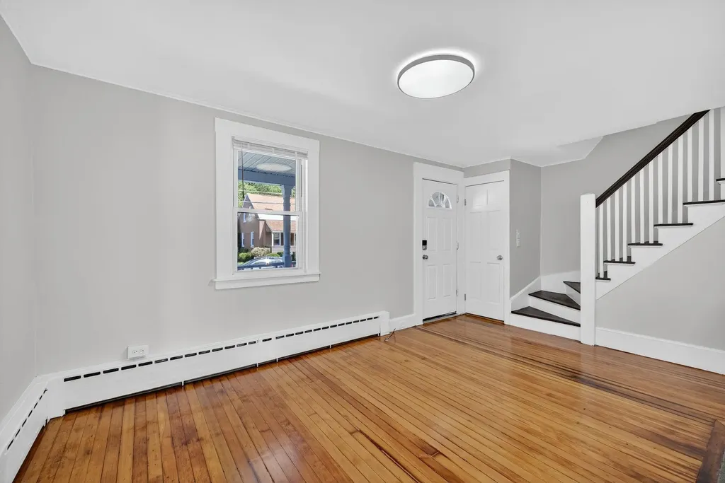 16-18 Perry Avenue Nashua NH 03060