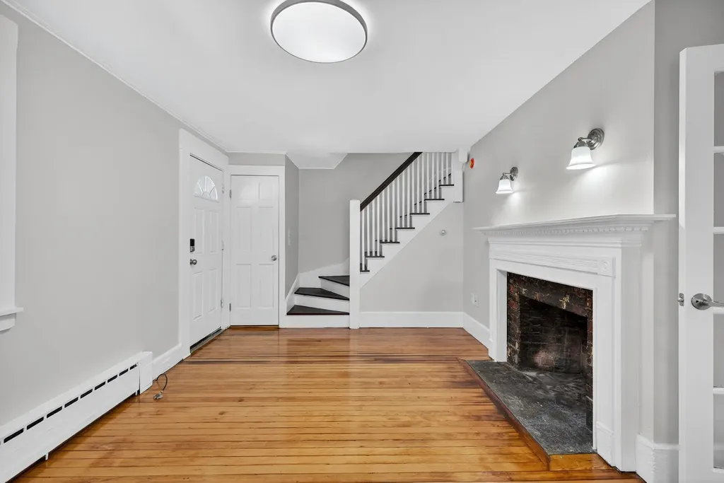 16-18 Perry Avenue Nashua NH 03060