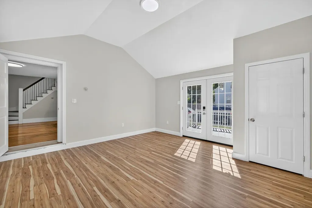 16-18 Perry Avenue Nashua NH 03060