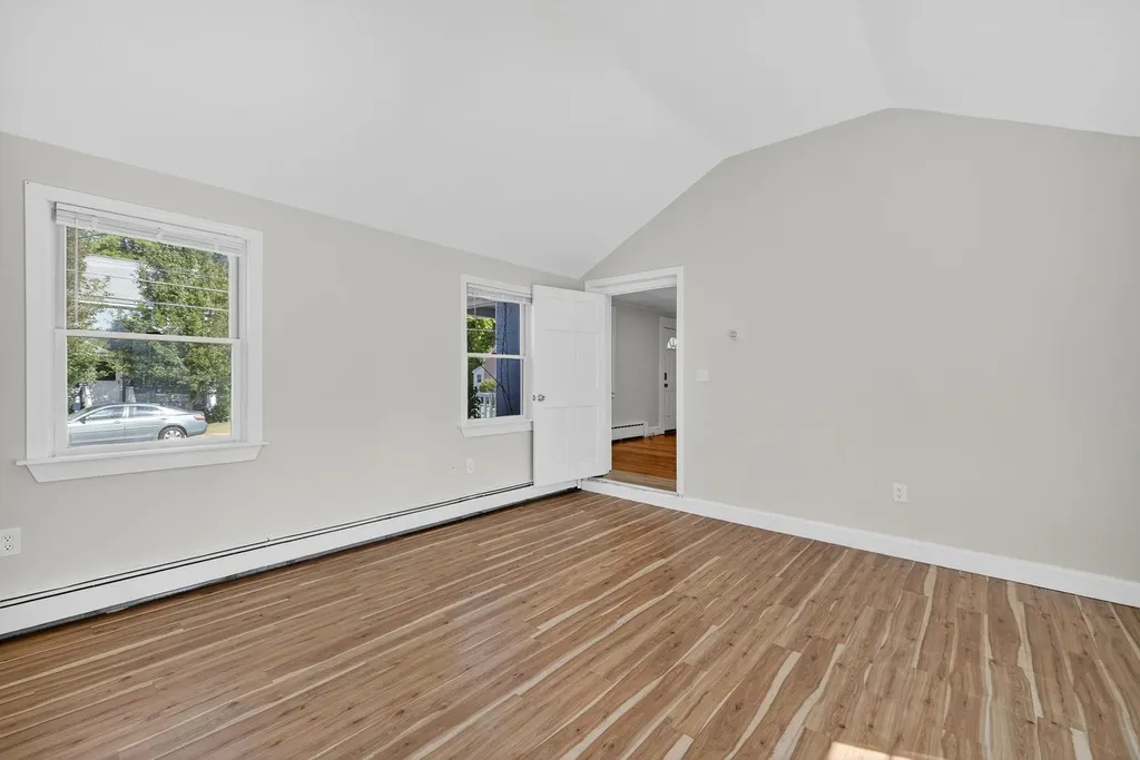 16-18 Perry Avenue Nashua NH 03060