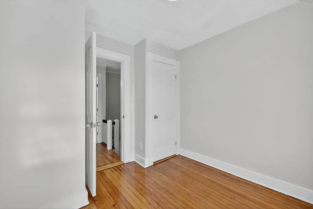 16-18 Perry Avenue Nashua NH 03060