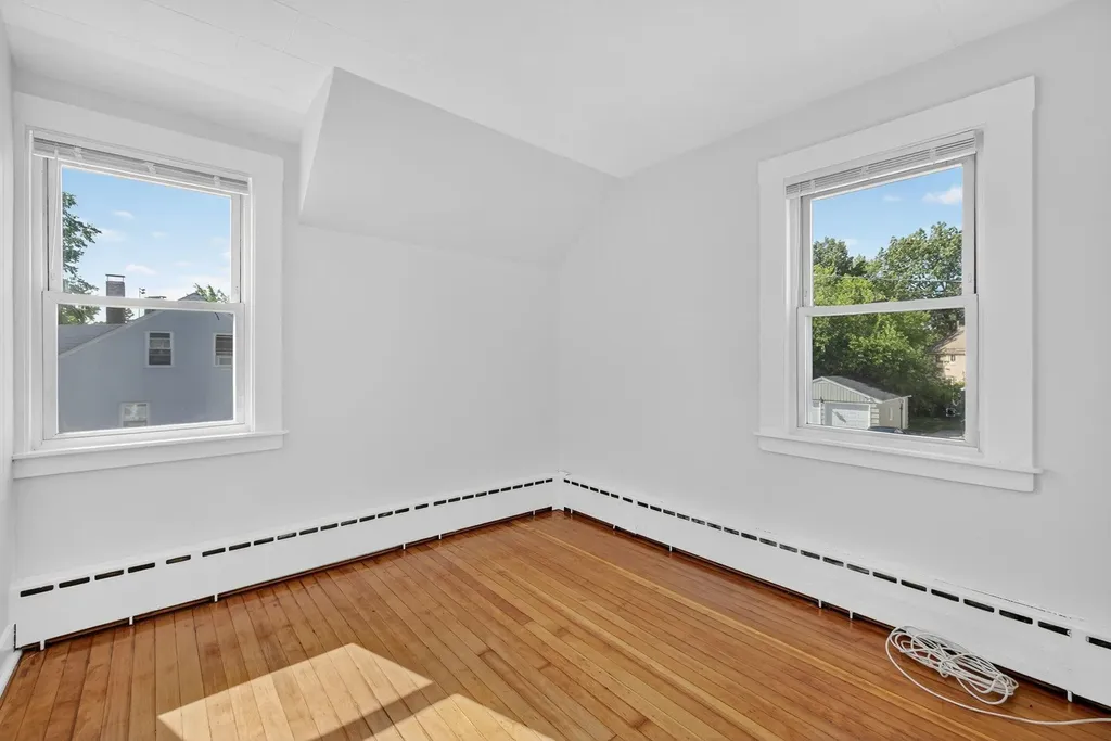 16-18 Perry Avenue Nashua NH 03060