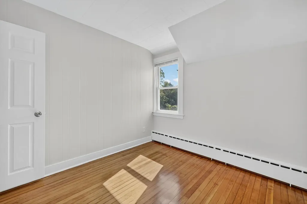 16-18 Perry Avenue Nashua NH 03060