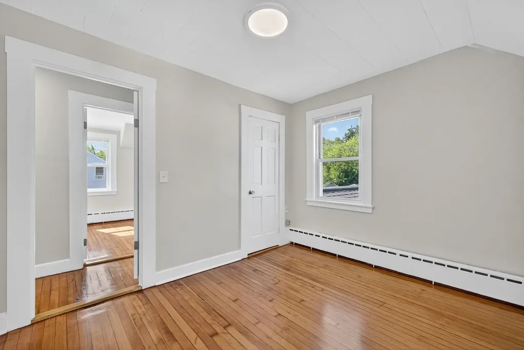 16-18 Perry Avenue Nashua NH 03060