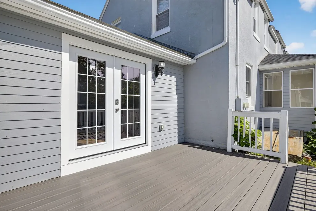 16-18 Perry Avenue Nashua NH 03060