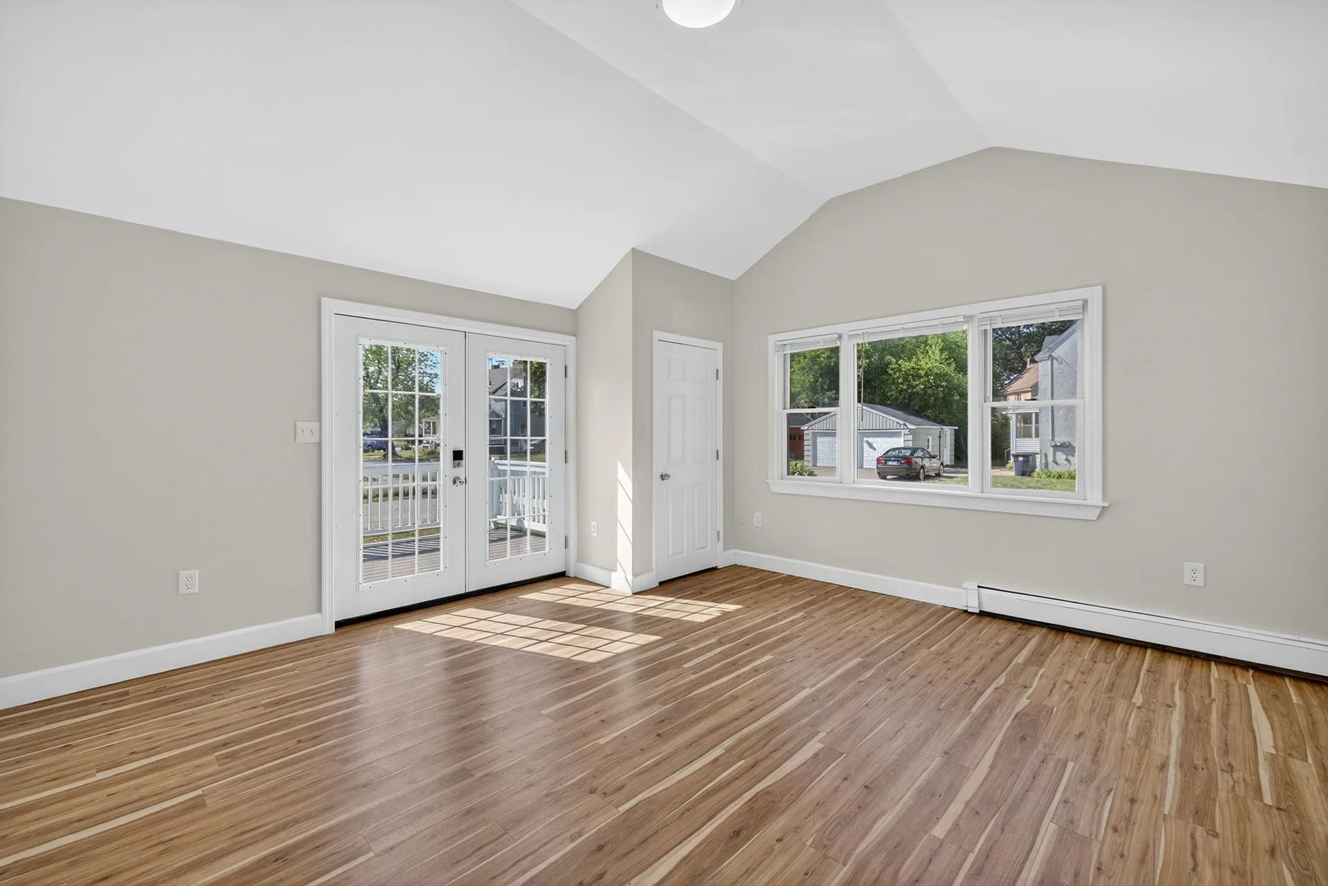 16-18 Perry Avenue Nashua NH 03060