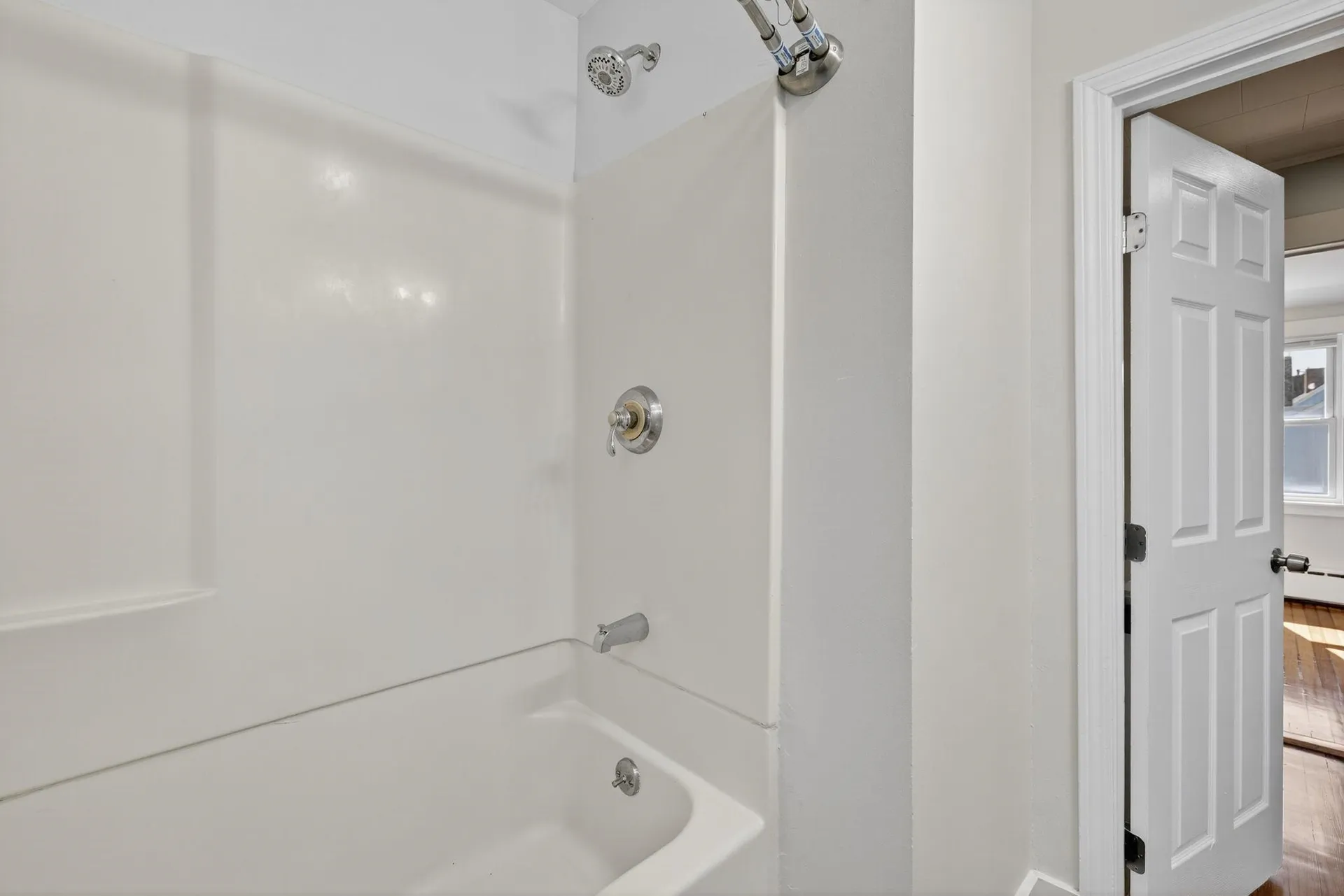 16-18 Perry Avenue Nashua NH 03060