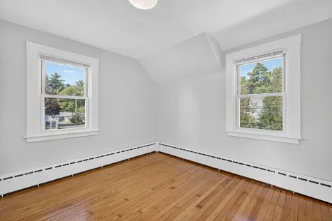 16-18 Perry Avenue Nashua NH 03060
