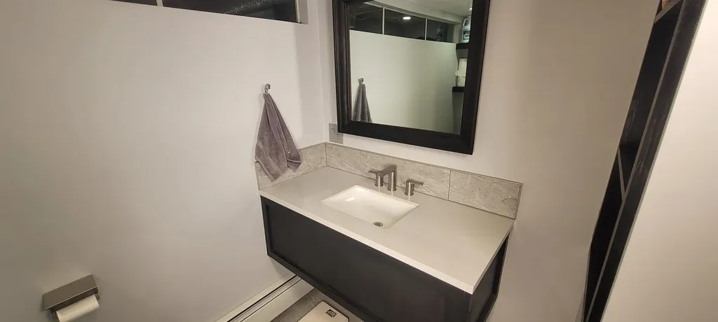 123 West River Road Hooksett NH 03106