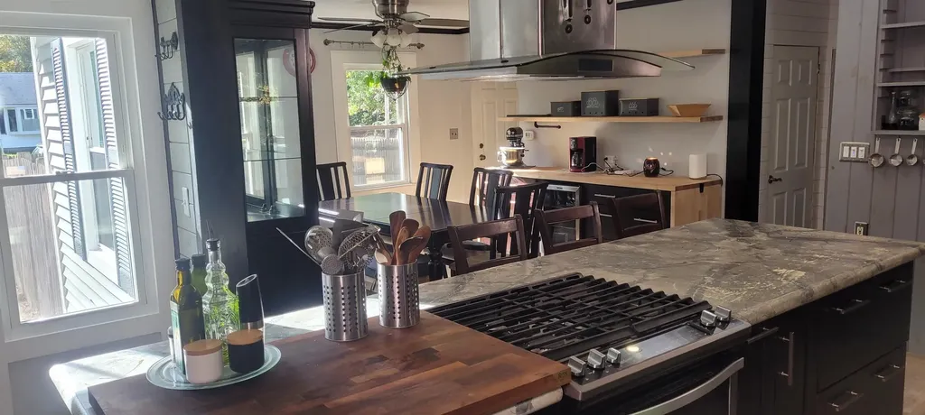 123 West River Road Hooksett NH 03106