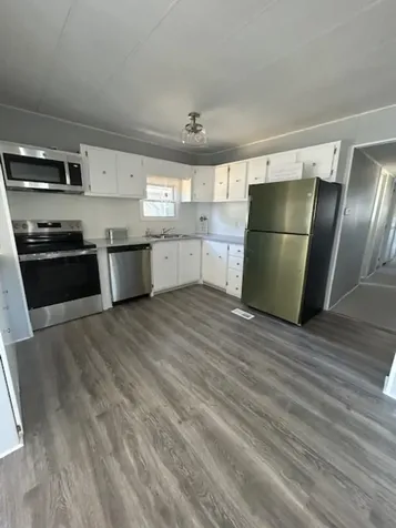 512 Canterbury Drive Exeter NH 03833