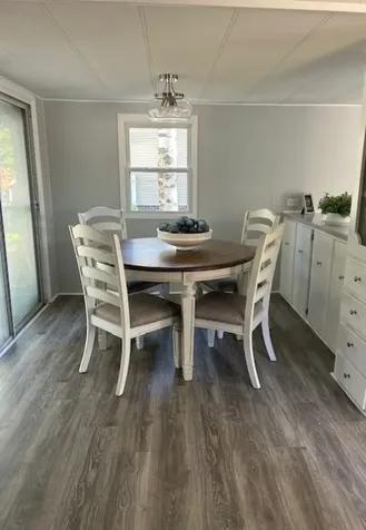 512 Canterbury Drive Exeter NH 03833